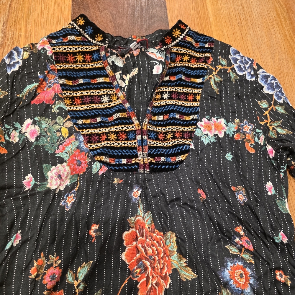 Johnny Was Top Spanish Steps Velvet Mix Embroidered Blouse XS Extra Small